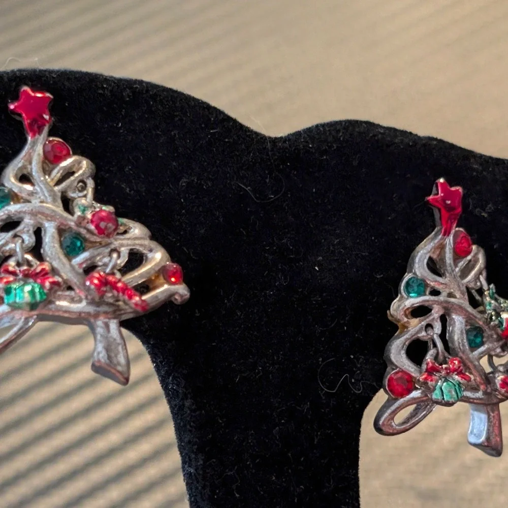 Vintage Unbranded Christmas Tree Earrings Women OS Silver Red Green Enamel Studs - Picture 4 of 6